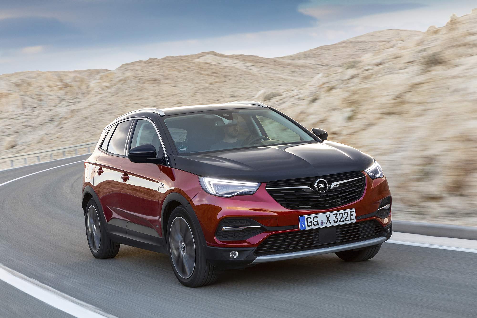 Opel Grandland X Hybrid4