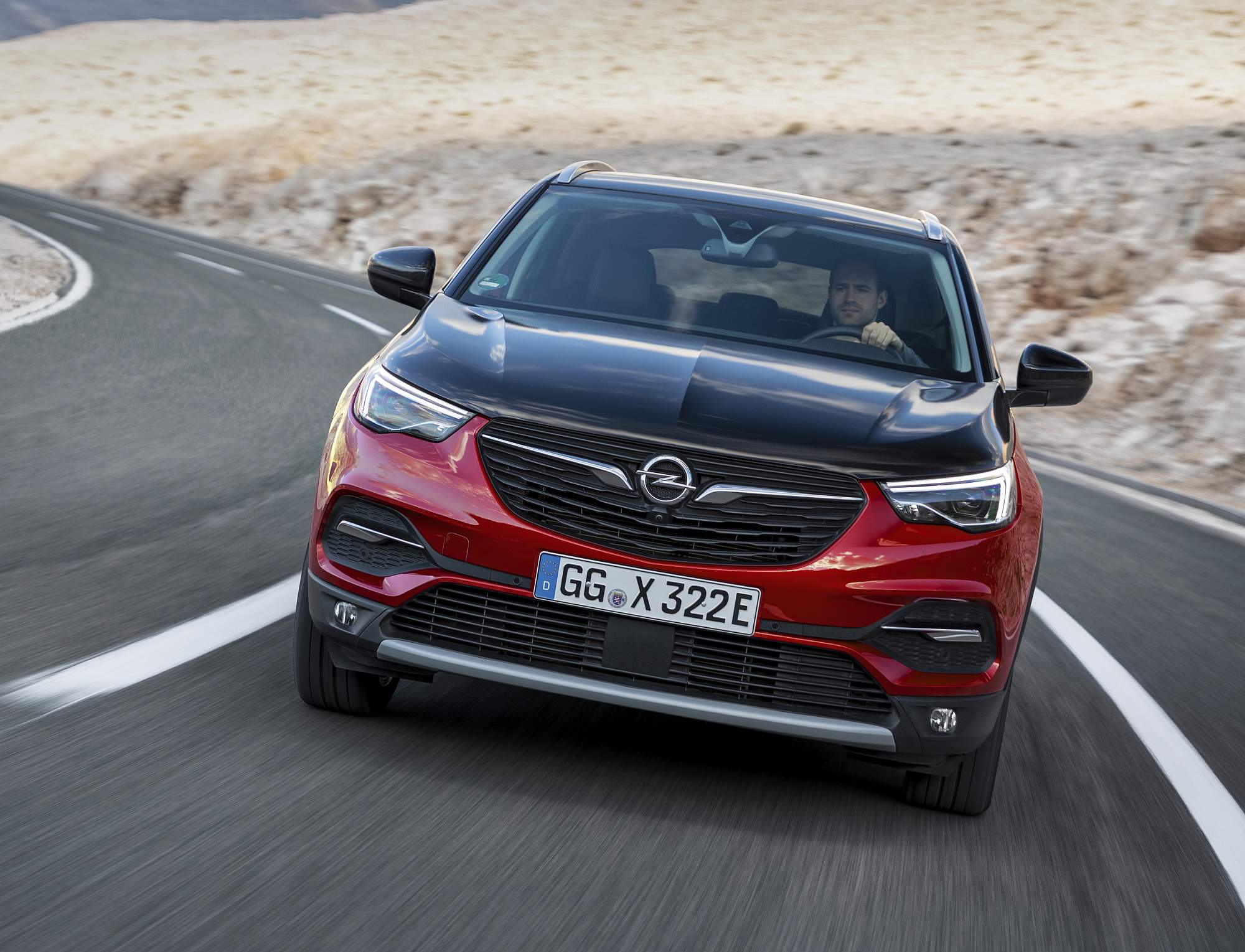Opel Grandland X Hybrid4