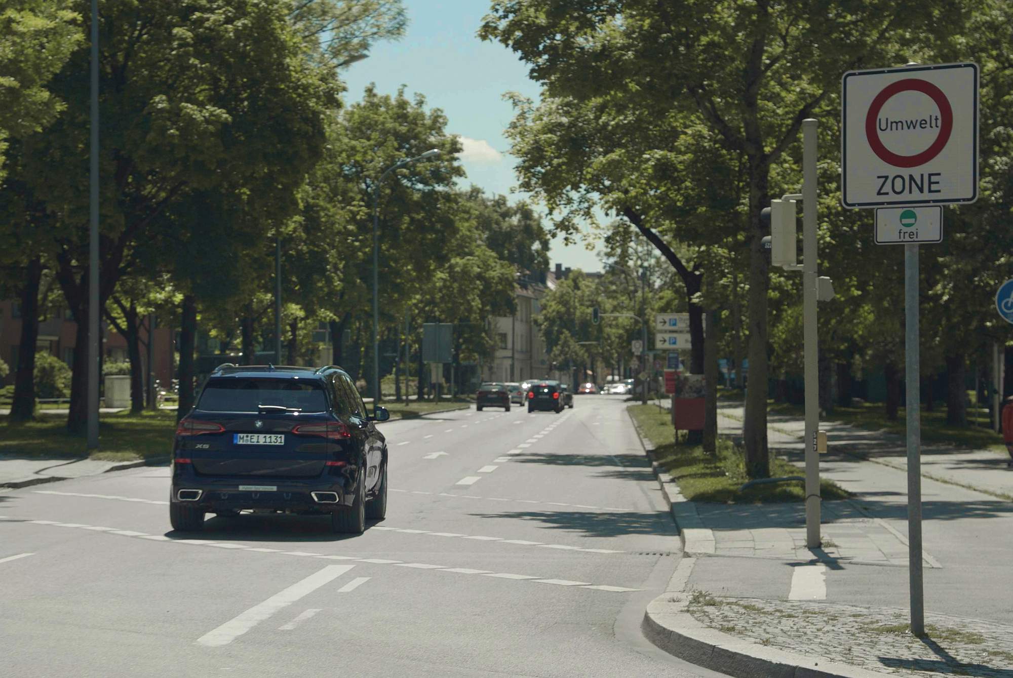 P90353792_highRes_bmw-edrive-zones-tes