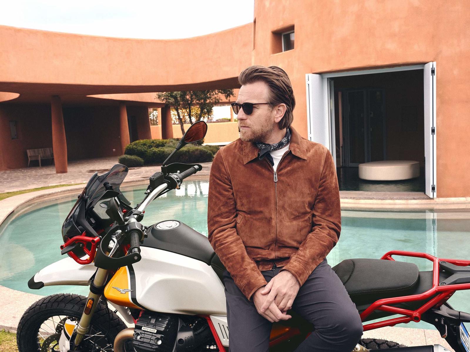 01_McGregor_MotoGuzzi