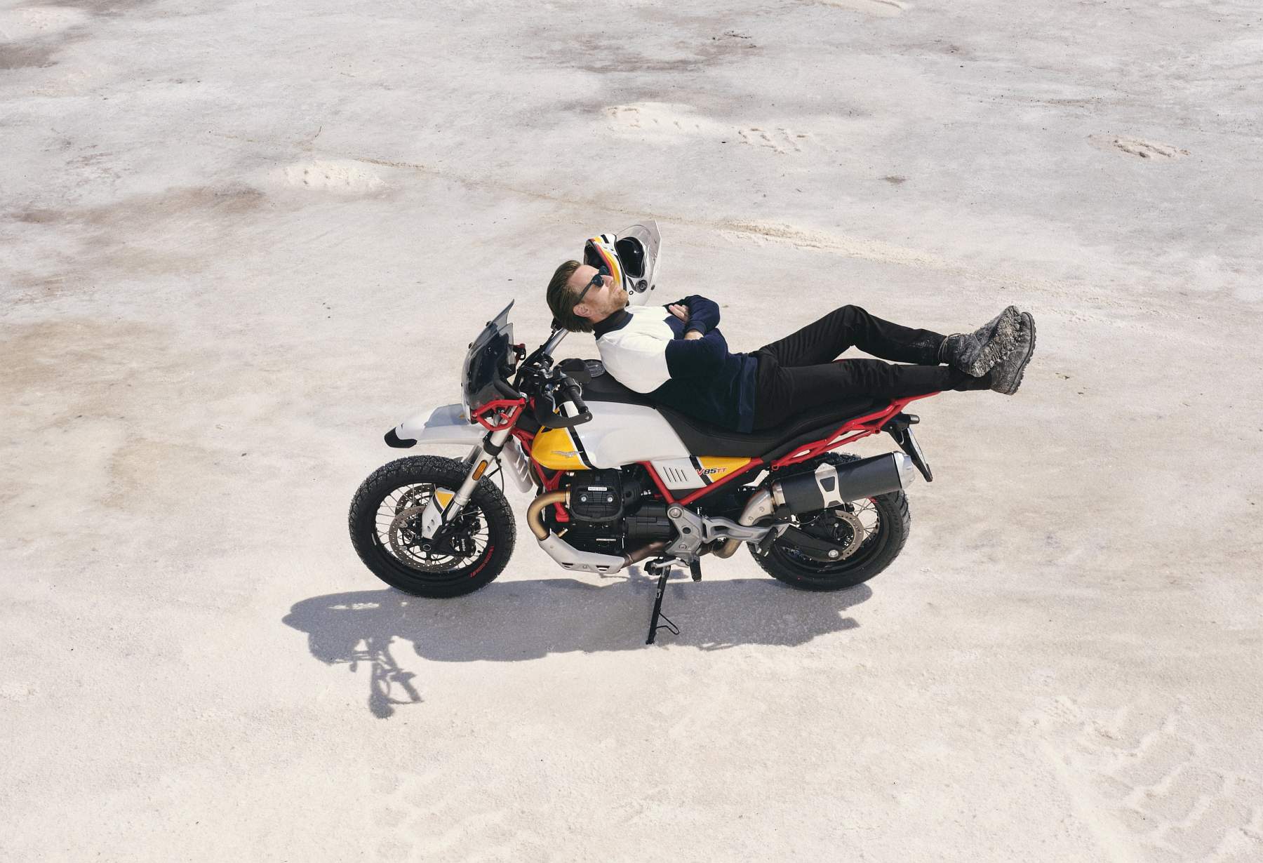 02_McGregor_MotoGuzzi