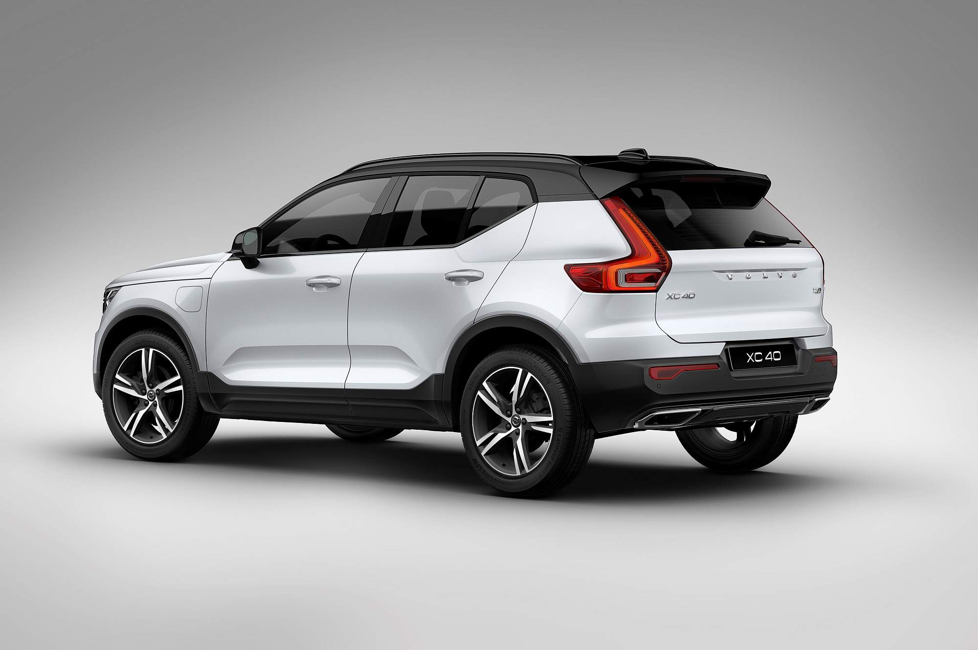 New Volvo XC40 T5 plug-in hybrid