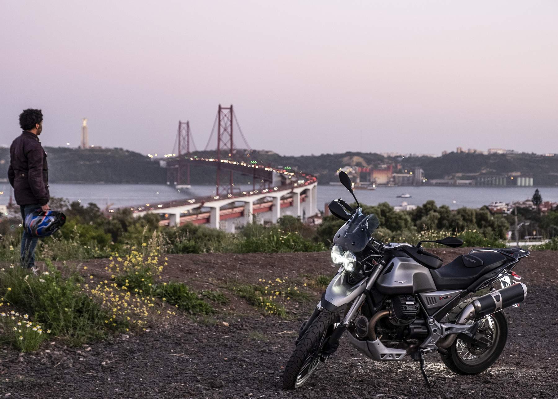 Moto Guzzi V85 TT_FER5738 (15)