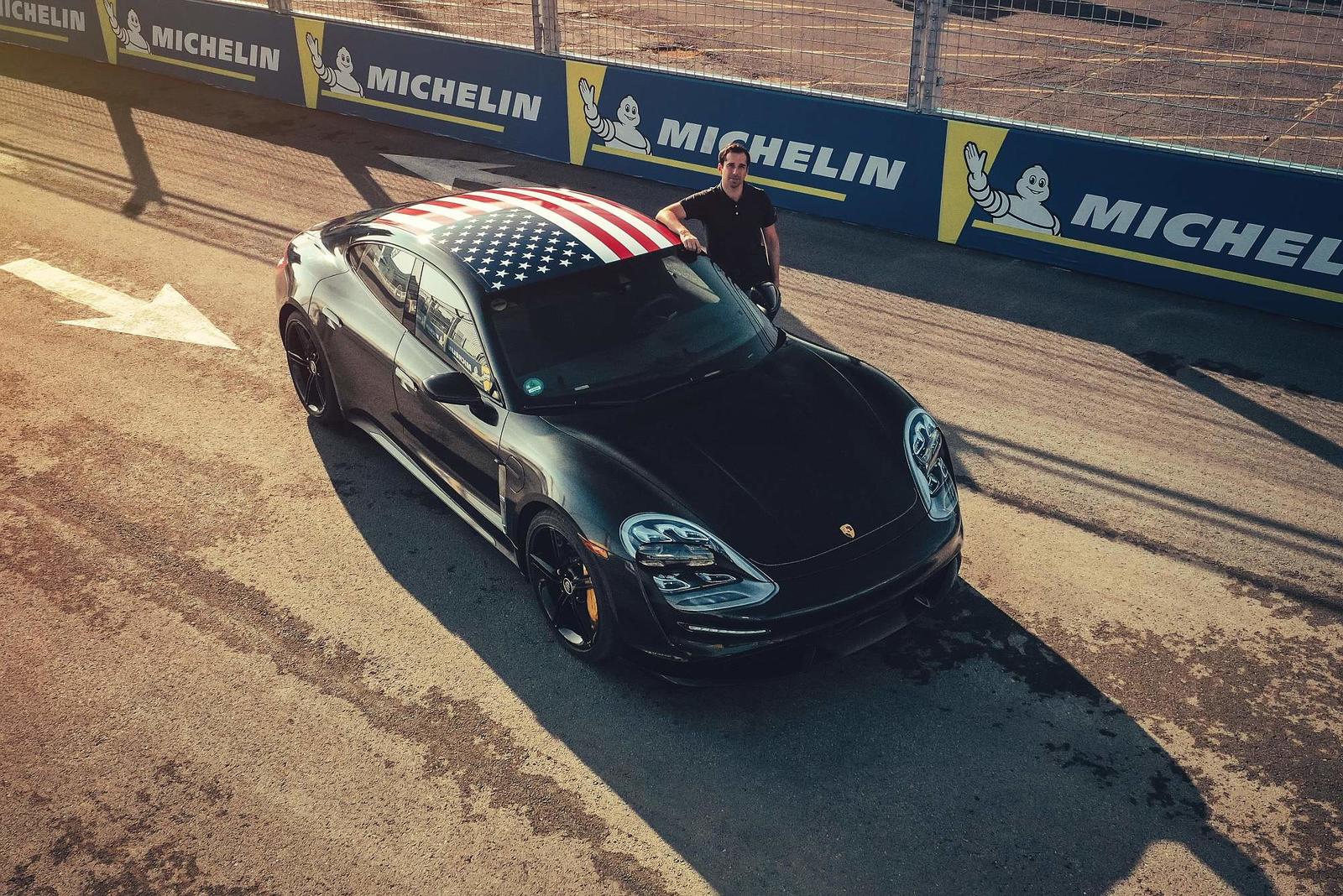 Porsche Taycan (2)