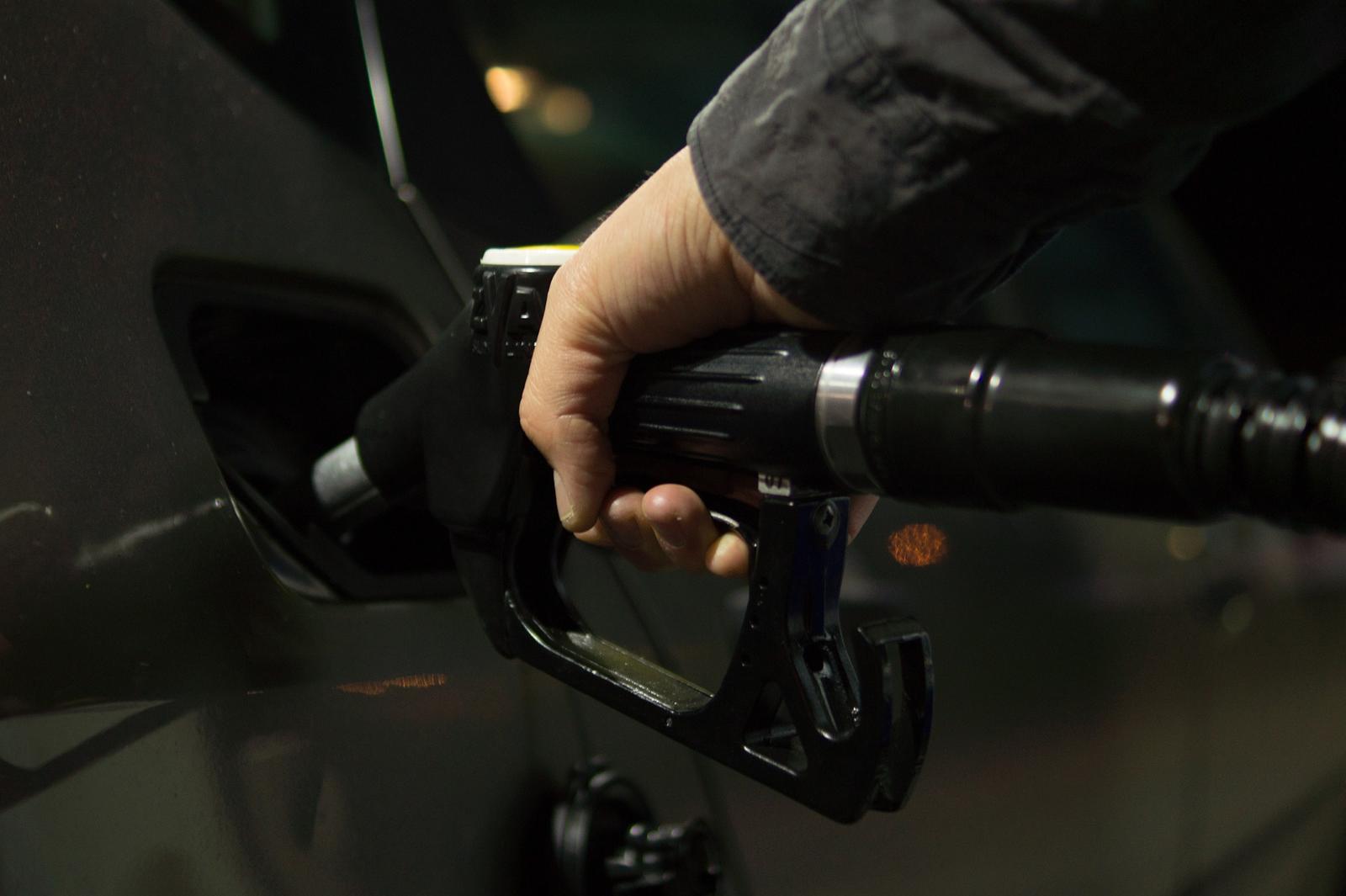 gasolina combustivel_Skitterians_Pixabay