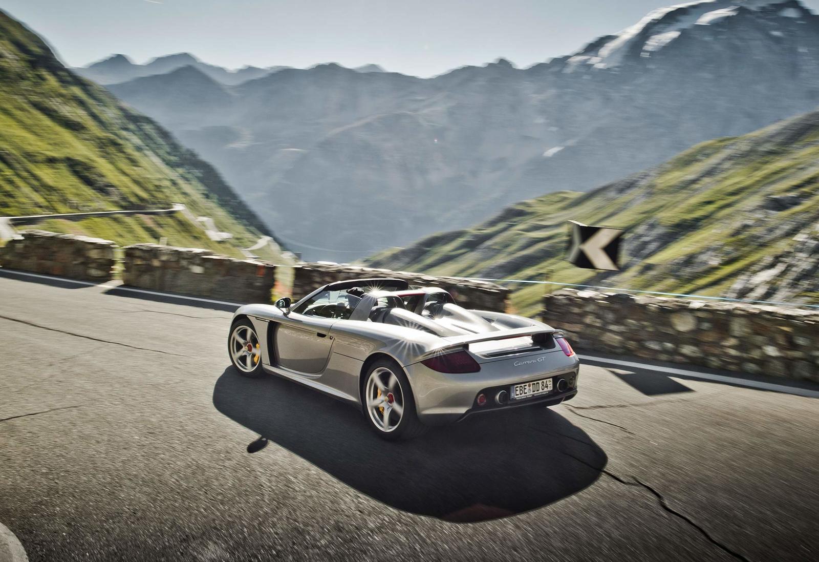 1014030_carrera_gt_porsche_drive_stelvio_2017_porsche_ag