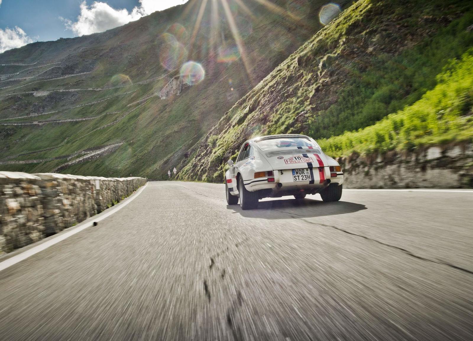 1210217_911_st_porsche_drive_stelvio_2017_porsche_ag