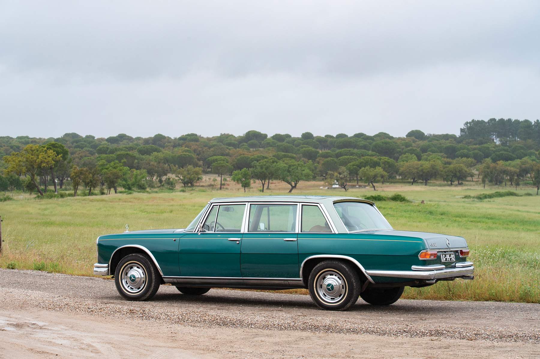 1966-Mercedes-Benz-600-Sedan-by-Chapron_1