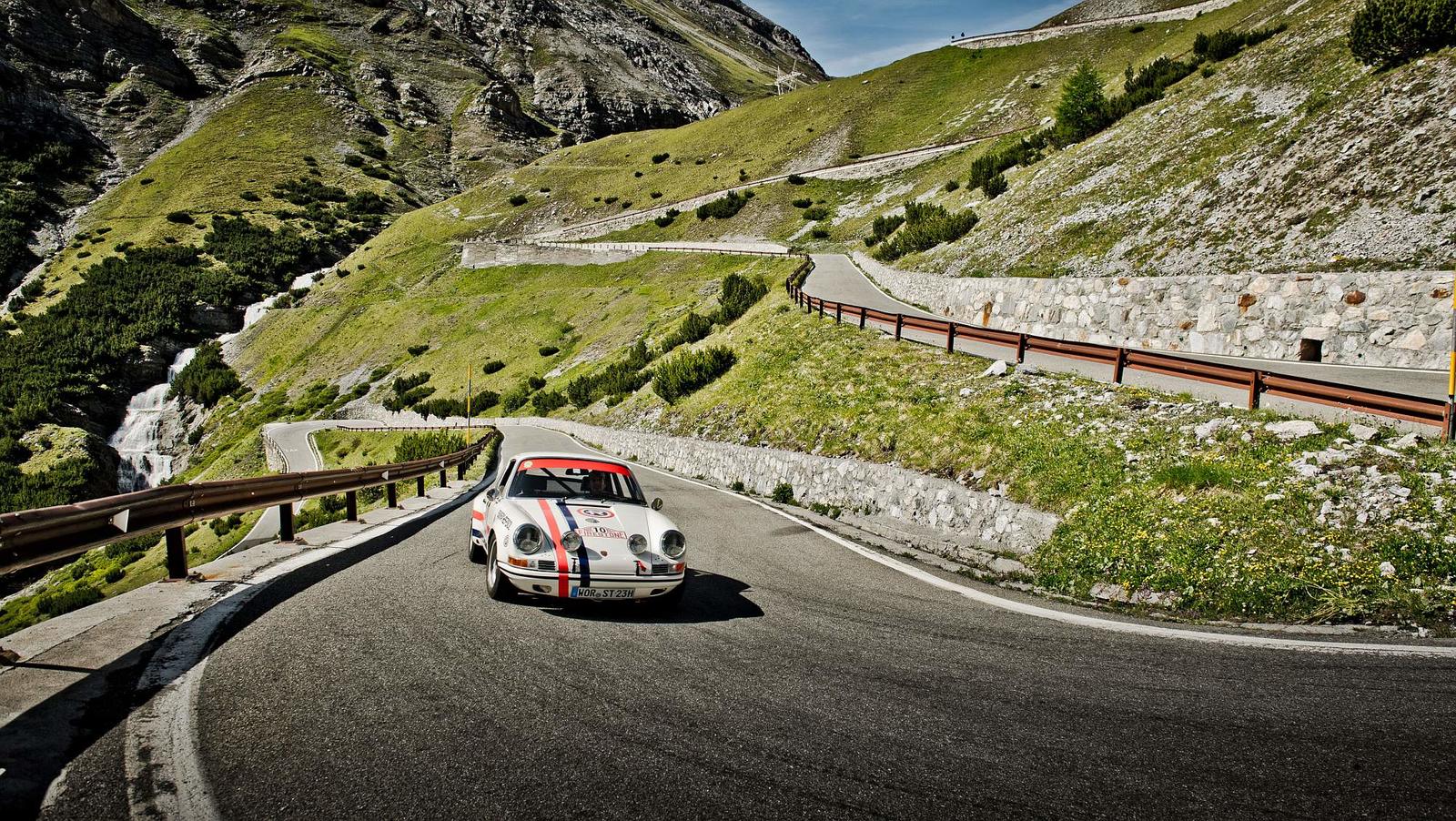 2613876_911_st_porsche_drive_stelvio_2017_porsche_ag