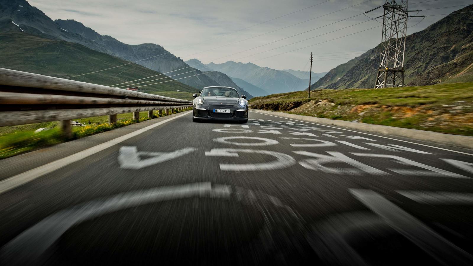 780519_gt3_rs_porsche_drive_stelvio_2017_porsche_ag