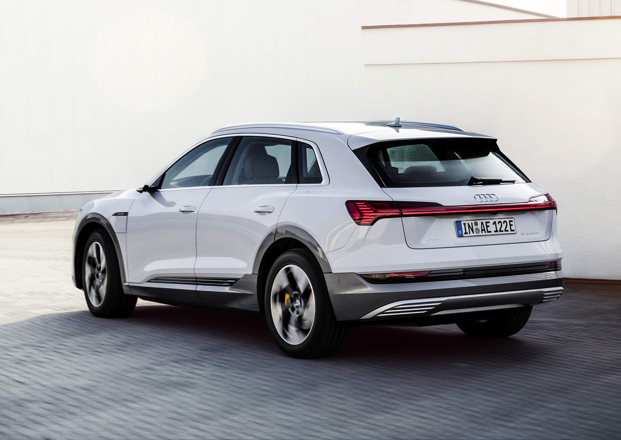 Audi e-tron 50 quattro