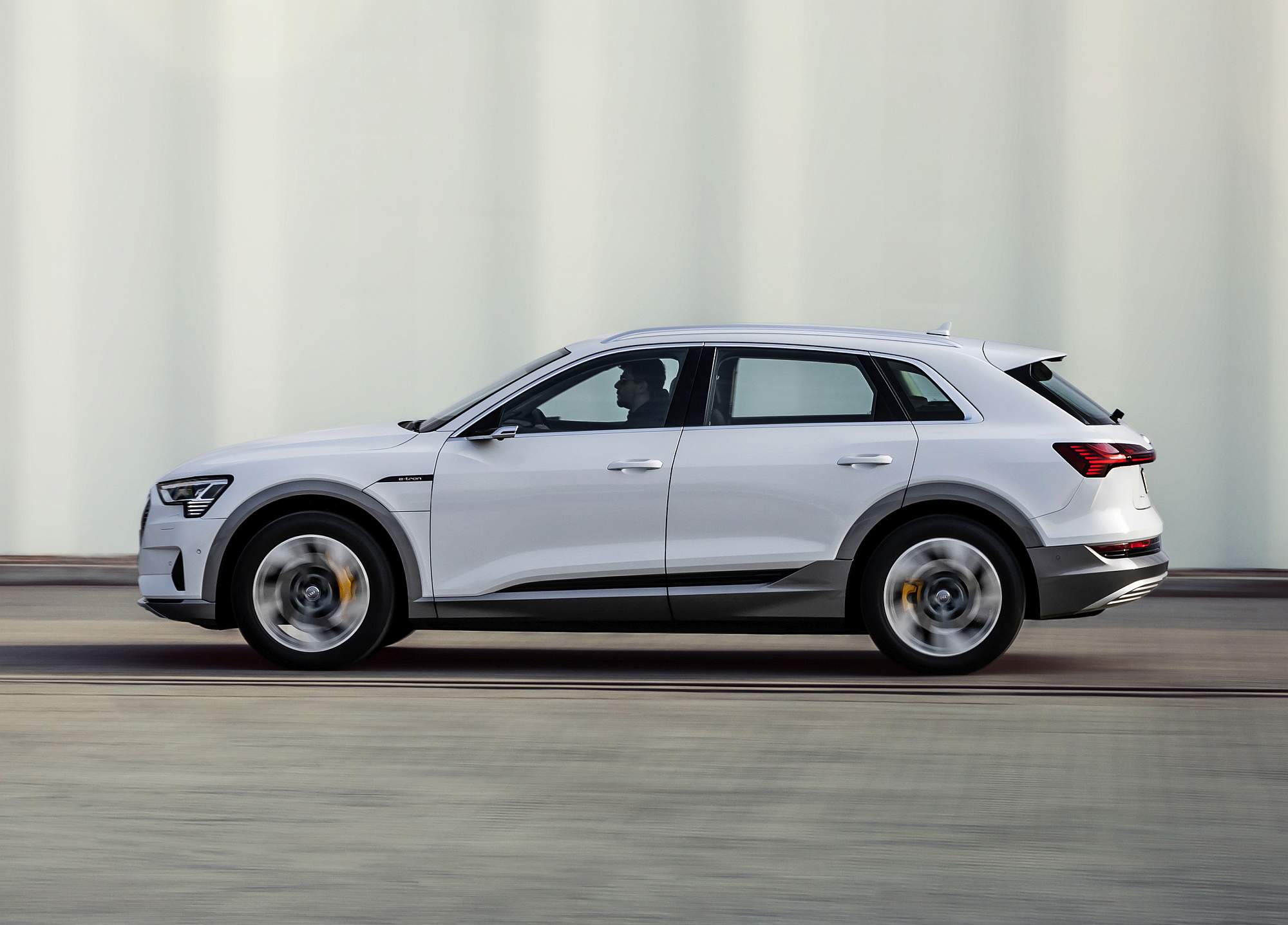 Audi e-tron 50 quattro
