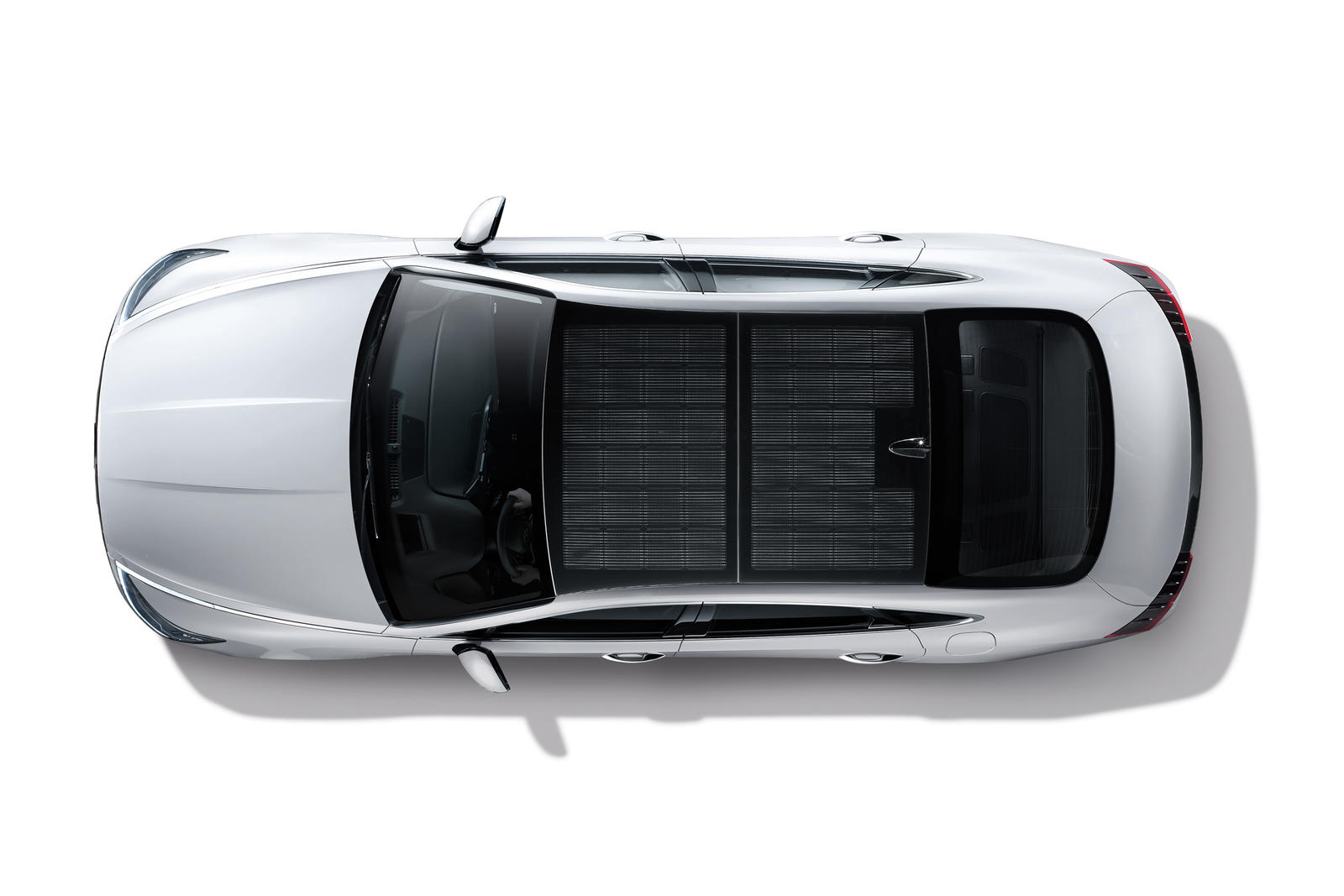 Hyundai lança primeiro modelo com sistema de carregamento solar 2