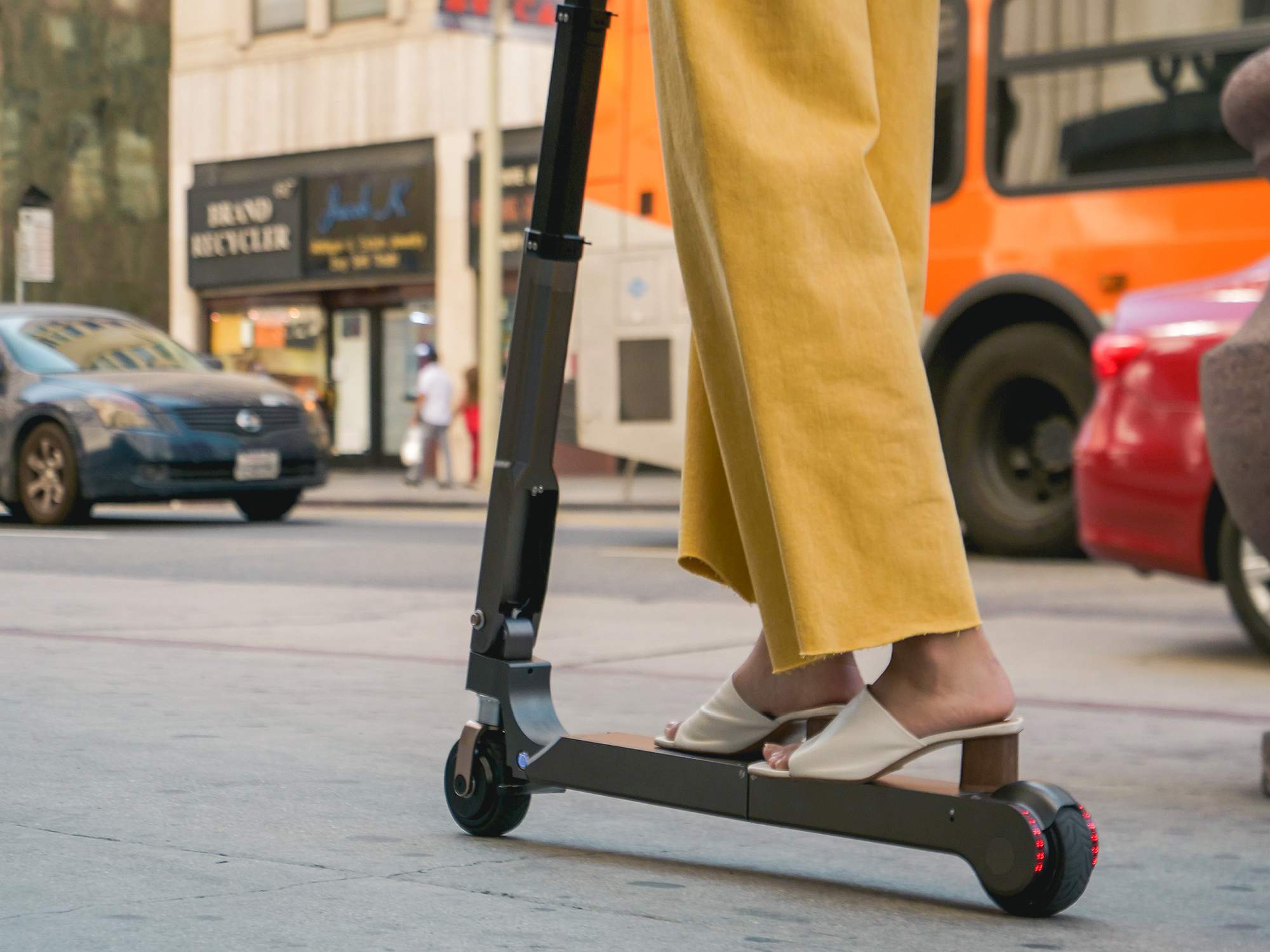 Hyundai revela concept de scooter elétrica(7)