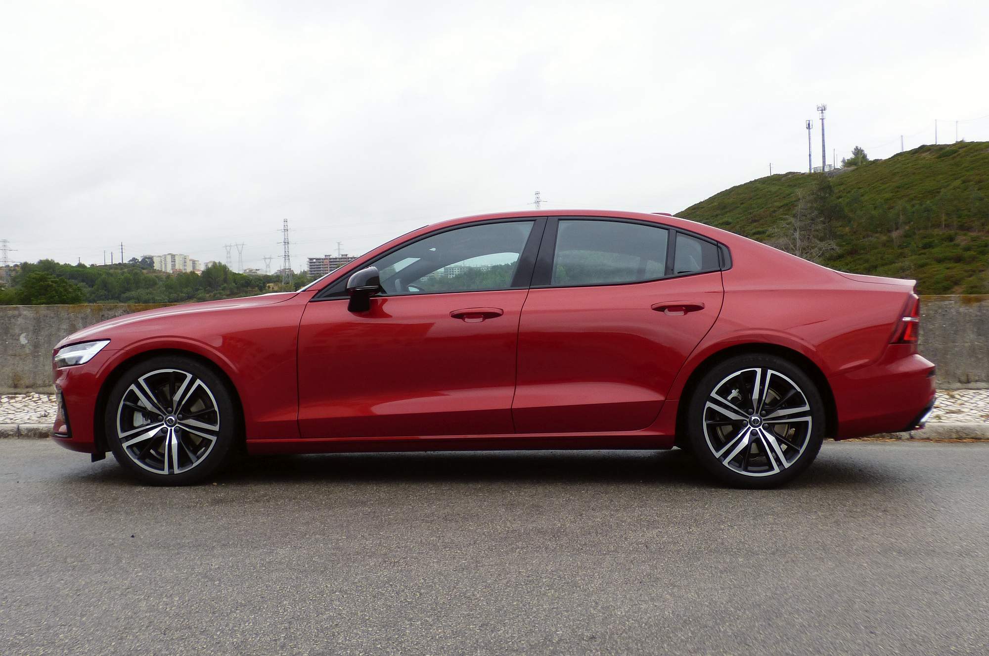 Volvo S60 T5 R Design (11)_