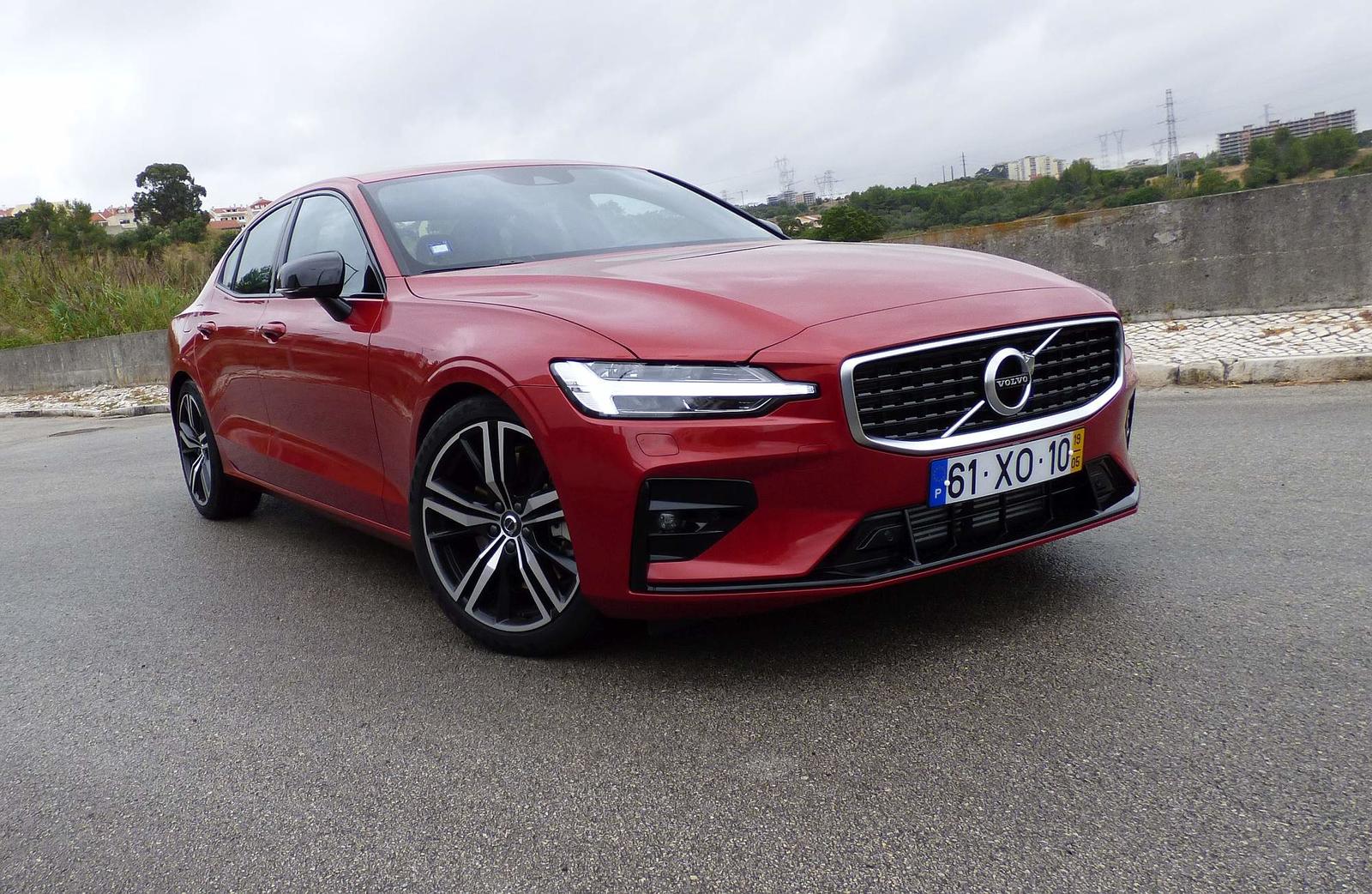Volvo S60 T5 R Design (26)_