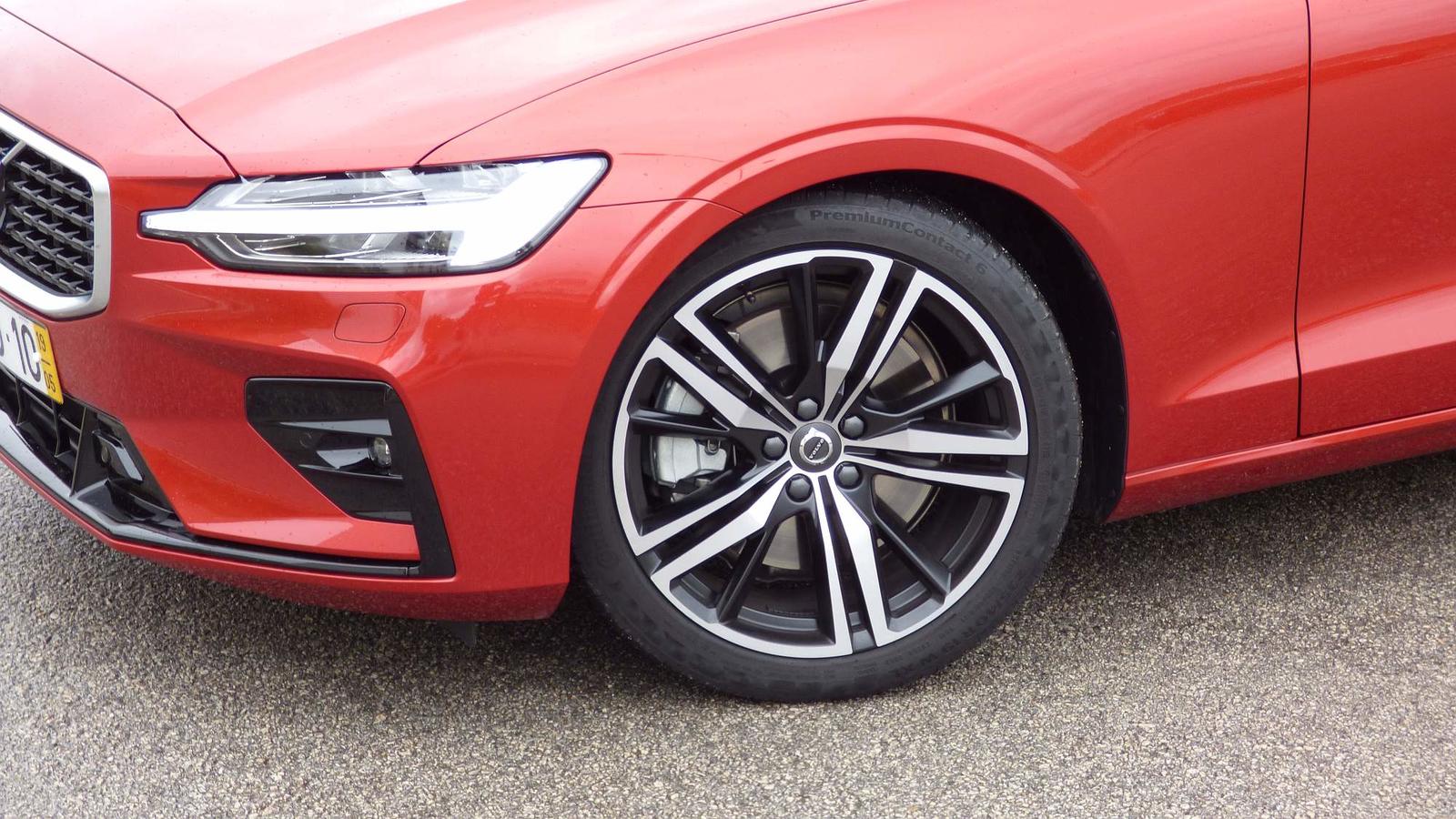 Volvo S60 T5 R Design (7)_
