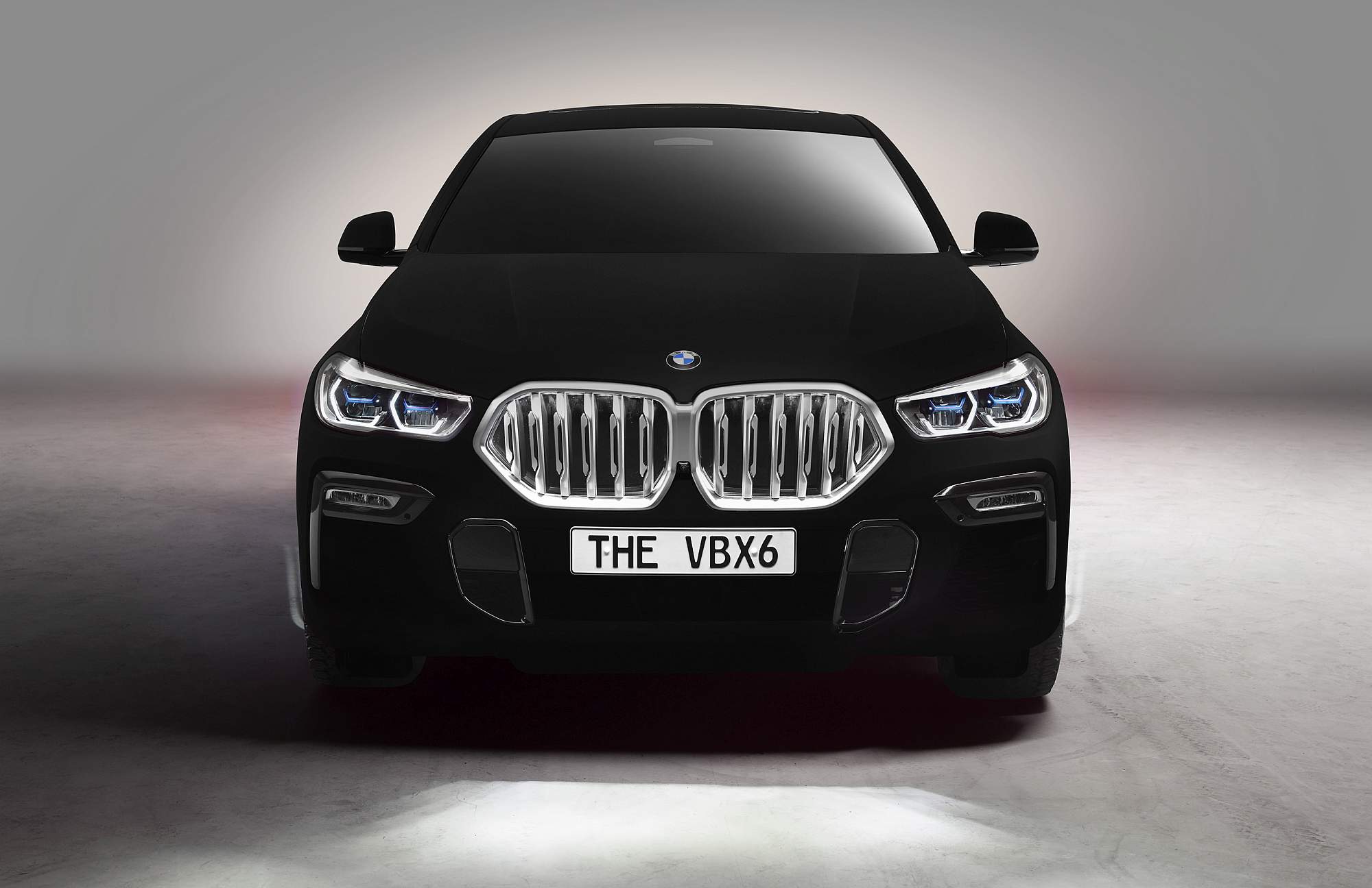bmw-vantablack-x (1)