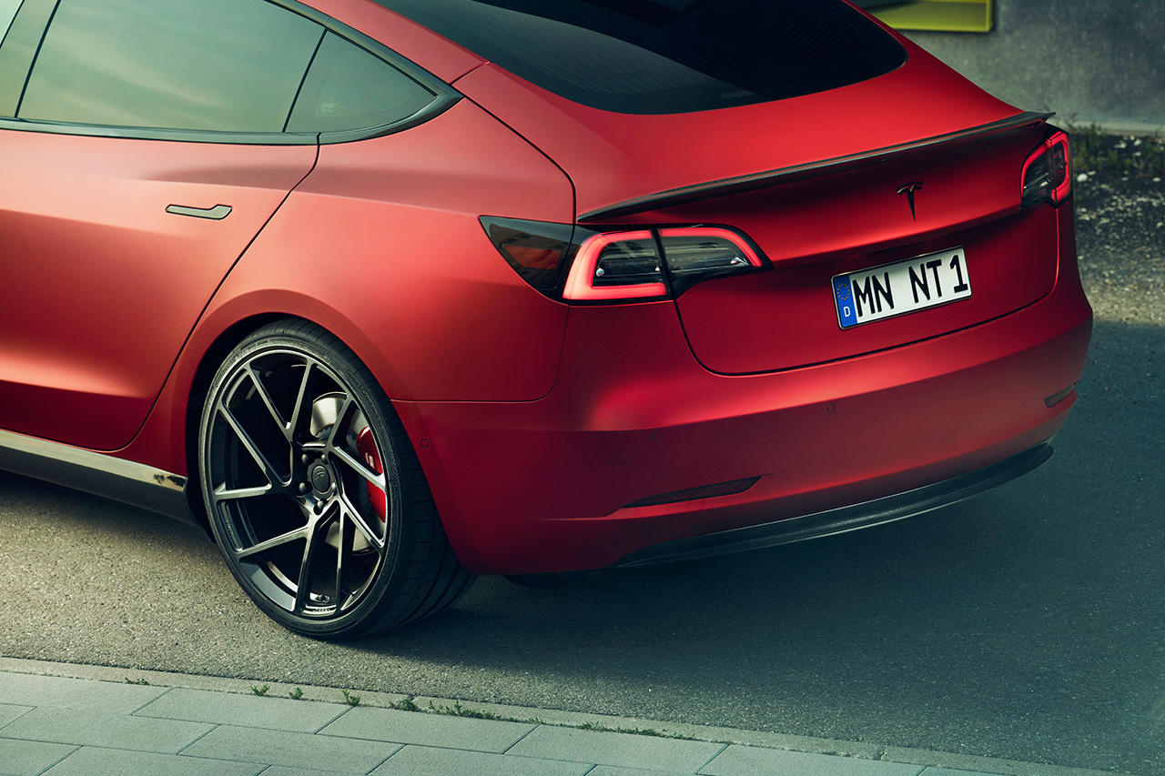 tesla-model-3_15