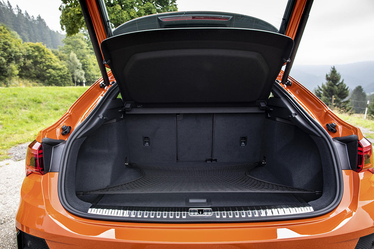 Audi Q3 Sportback_2019 (6)