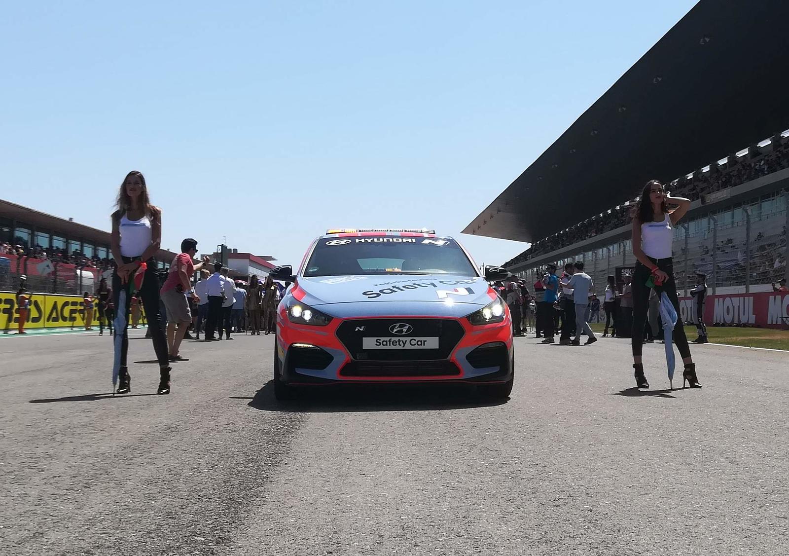 Hyundai AIA 2019 (7)