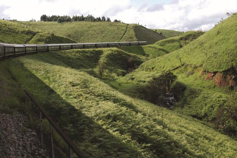 RVR-TanzaniaHills1-HRes