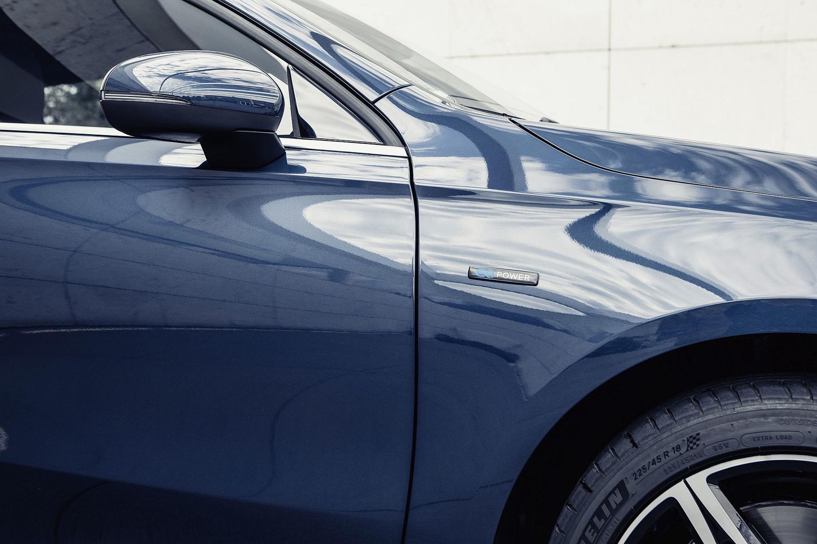 Mercedes-Benz: Breites Angebot an Plug-in-Hybriden der dritten Generation: EQ Power erstmals auch für A- und B-Klasse

Mercedes-Benz: wide range of third-generation plug-in hybrids: EQ Power for the first time also for A- and B-Class