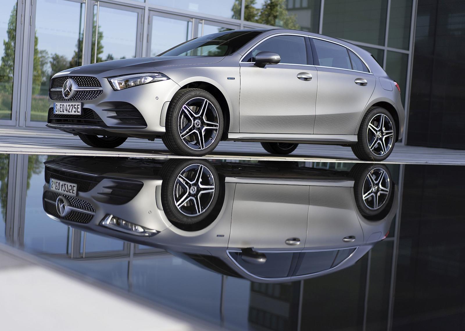 Mercedes-Benz Plug-in-Hybride – die neue EQ Power Familie Frankfurt 2019

Mercedes-Benz plug-in hybrids – The New EQ Power Family Frankfurt, September 2019