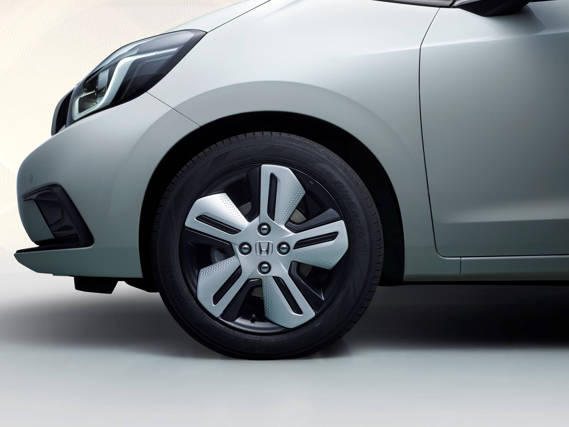 Honda Jazz Exterior Front Wheel Detail