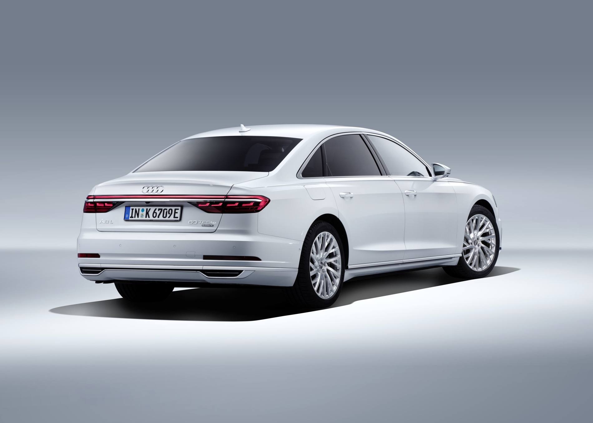 Audi A8 PHEV_2019 (18)