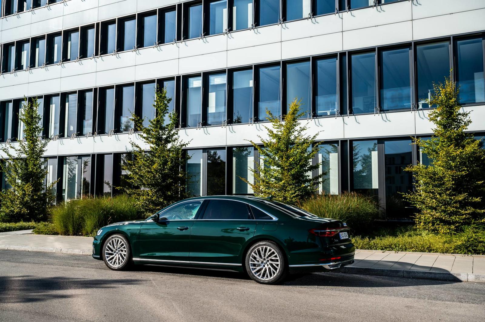 Audi A8 L 60 TFSI e