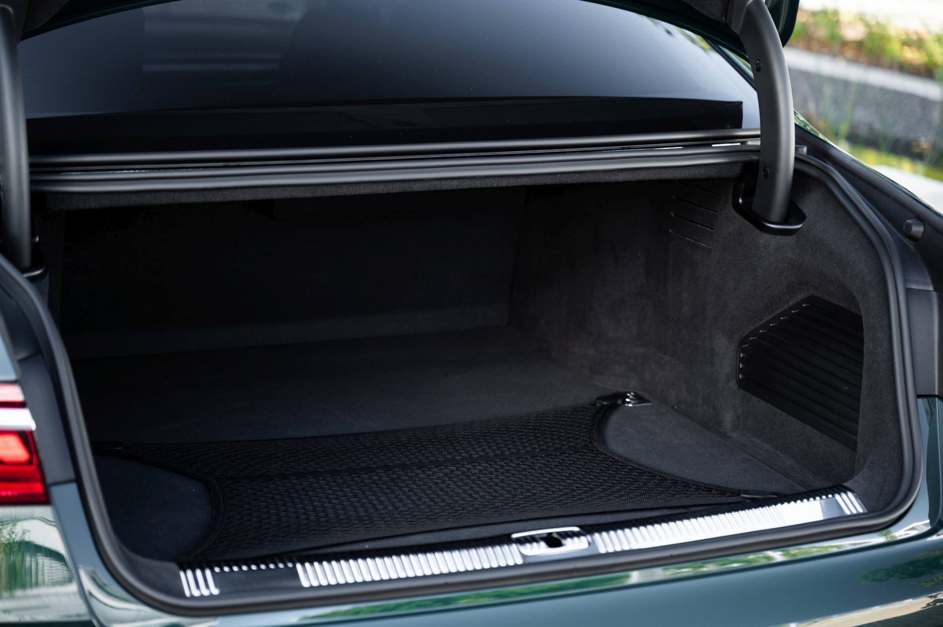 Audi A8 L 60 TFSI e