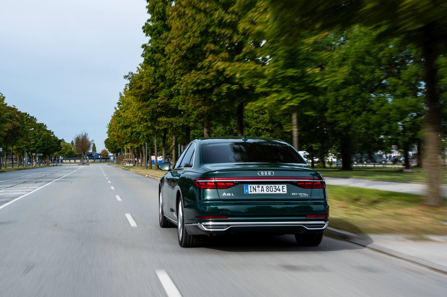 Audi A8 L 60 TFSI e