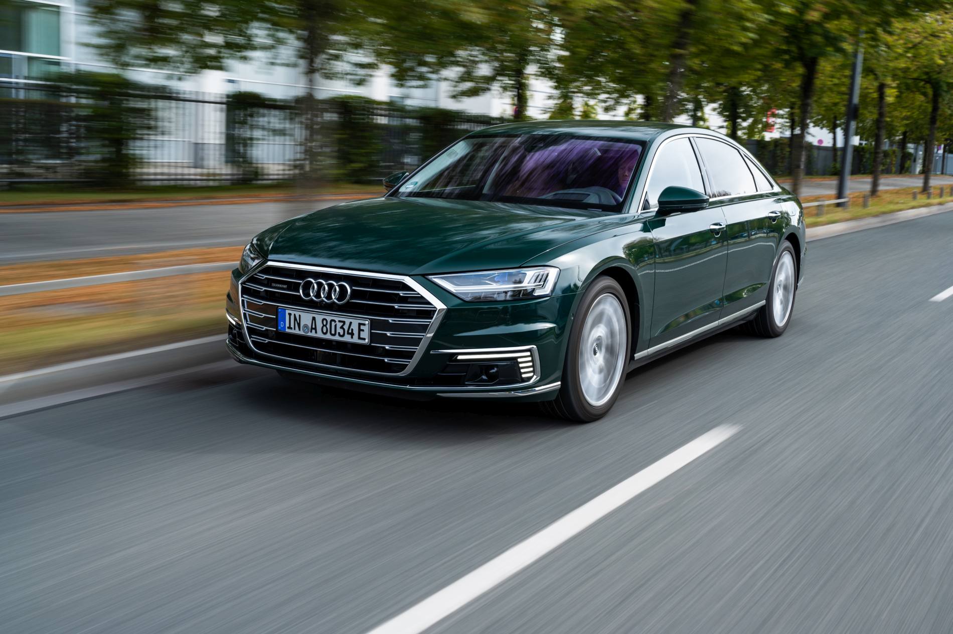 Audi A8 L 60 TFSI e