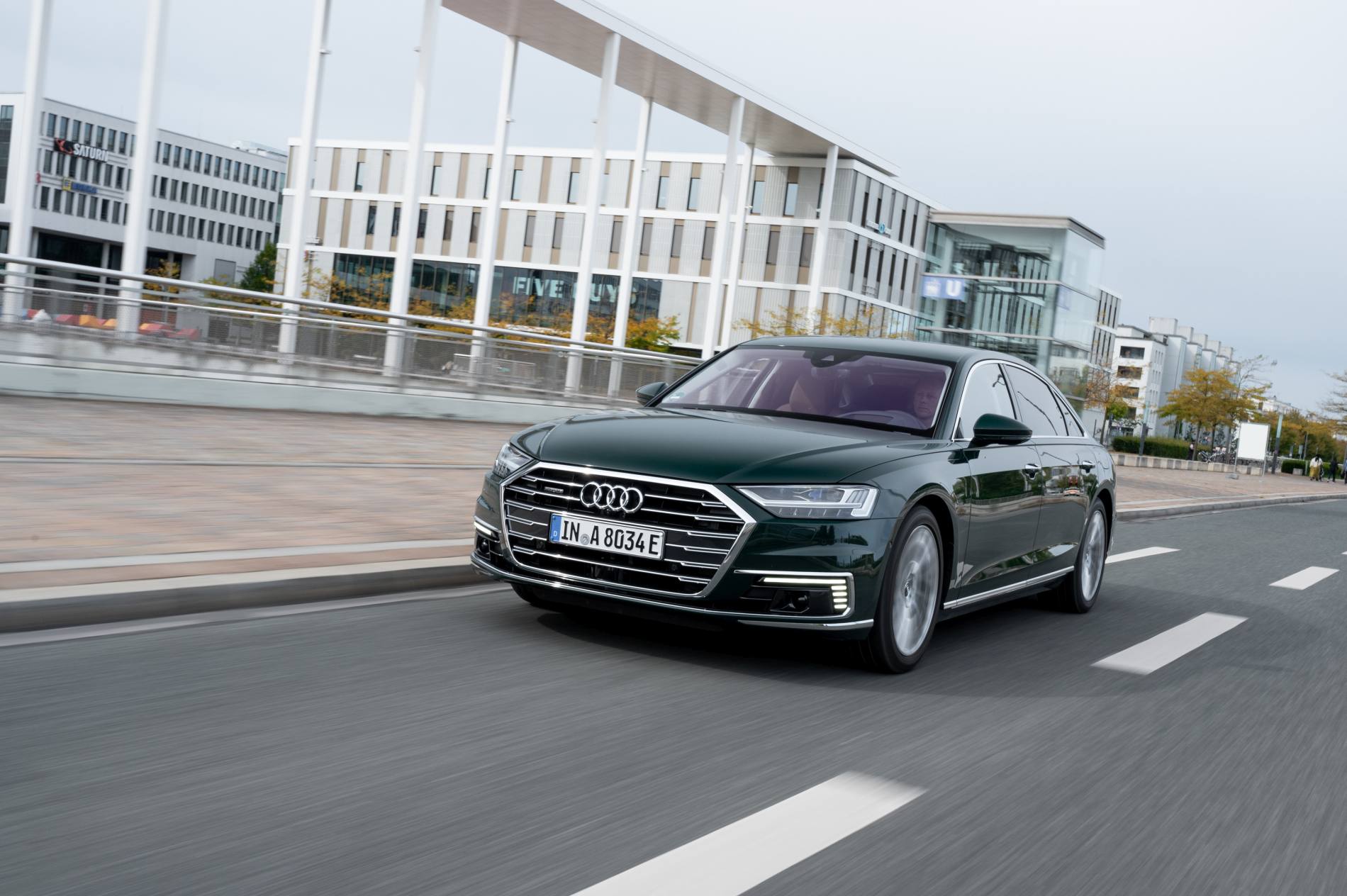 Audi A8 L 60 TFSI e