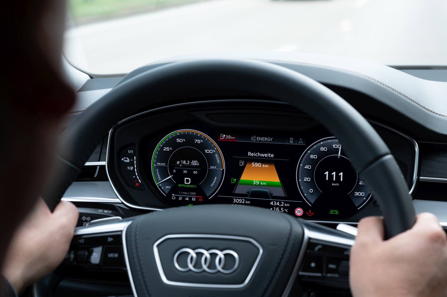 Audi A8 L 60 TFSI e