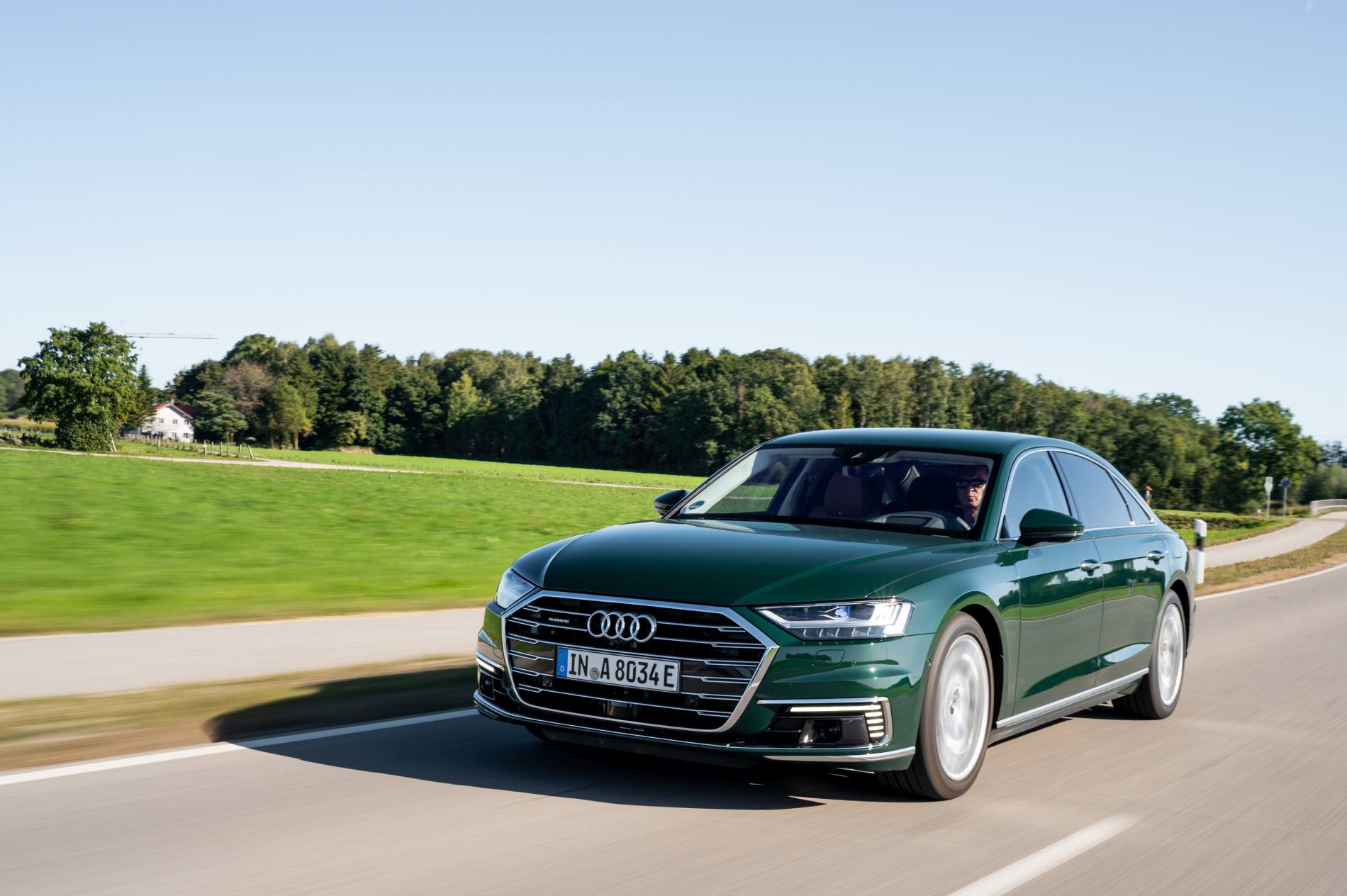 Audi A8 L 60 TFSI e