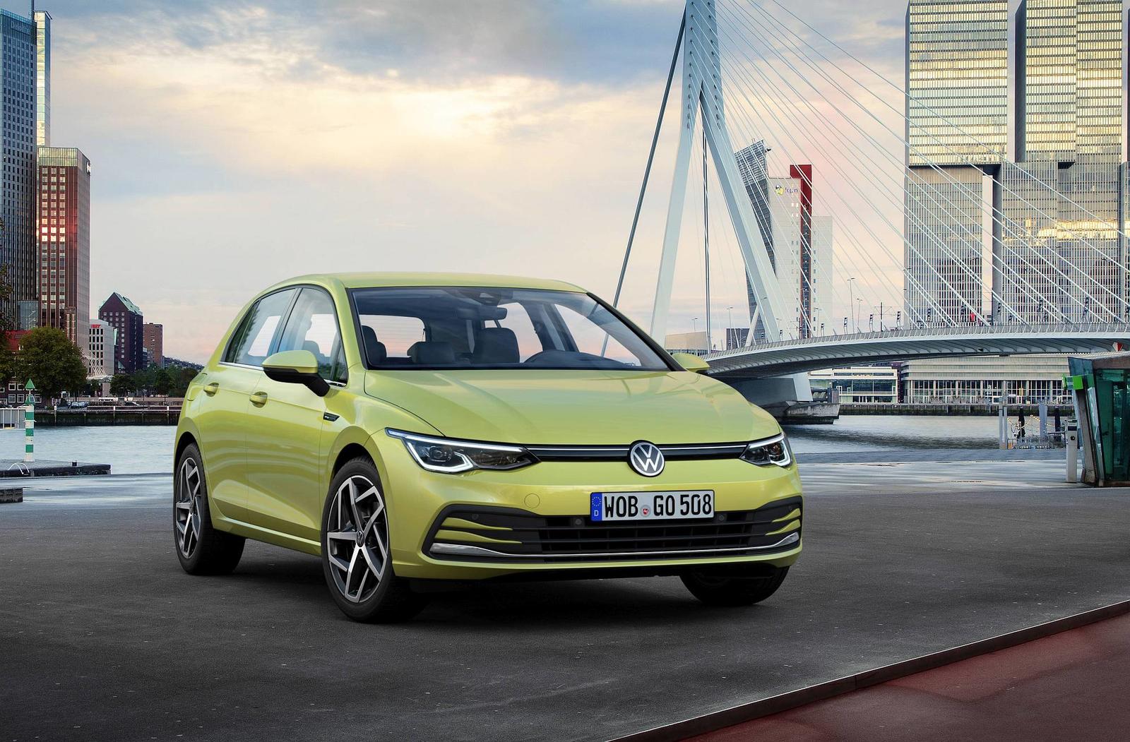 Golf 8 (13)