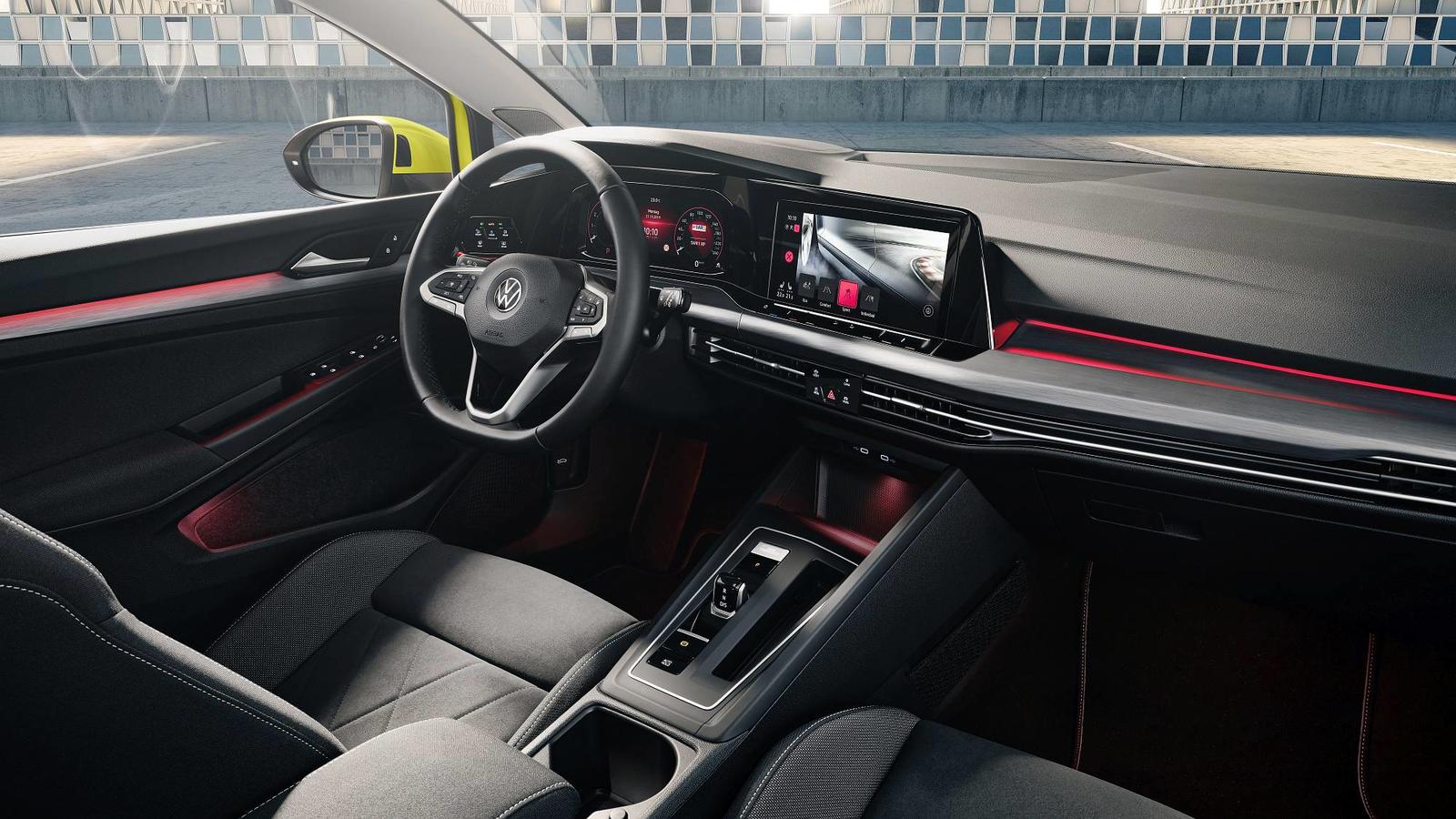 Golf 8 (16)