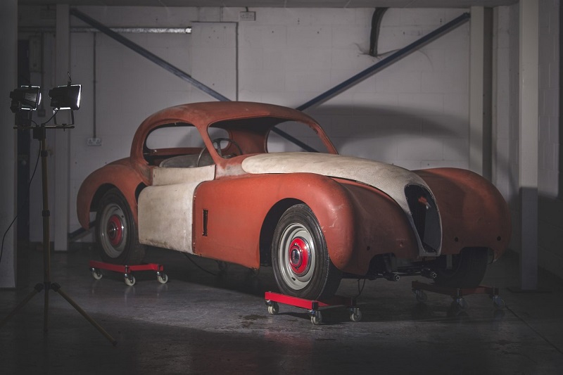 1954-Jaguar-XK120-FHC-main-1440×960
