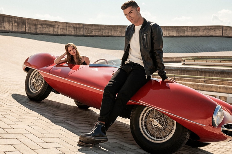 CristianoRonaldo-CR7FW19-PLAYFECTIONISM-special-www.iamportuguesemalemodel.com-002
