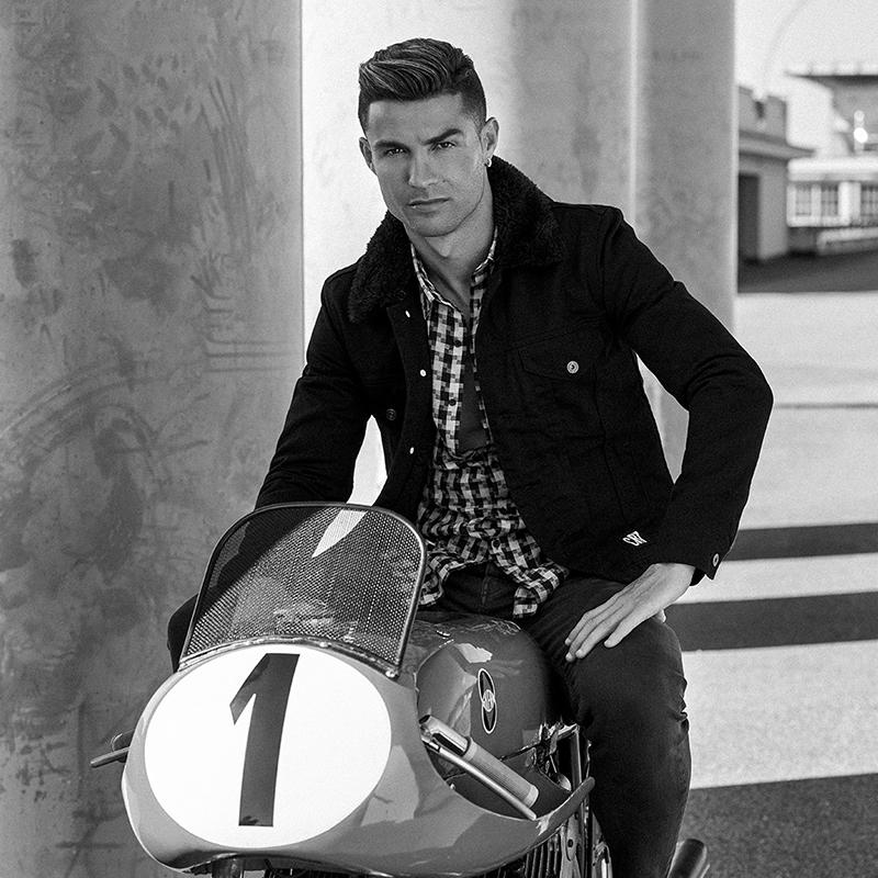 CristianoRonaldo-CR7FW19-PLAYFECTIONISM-special-www.iamportuguesemalemodel.com-0029
