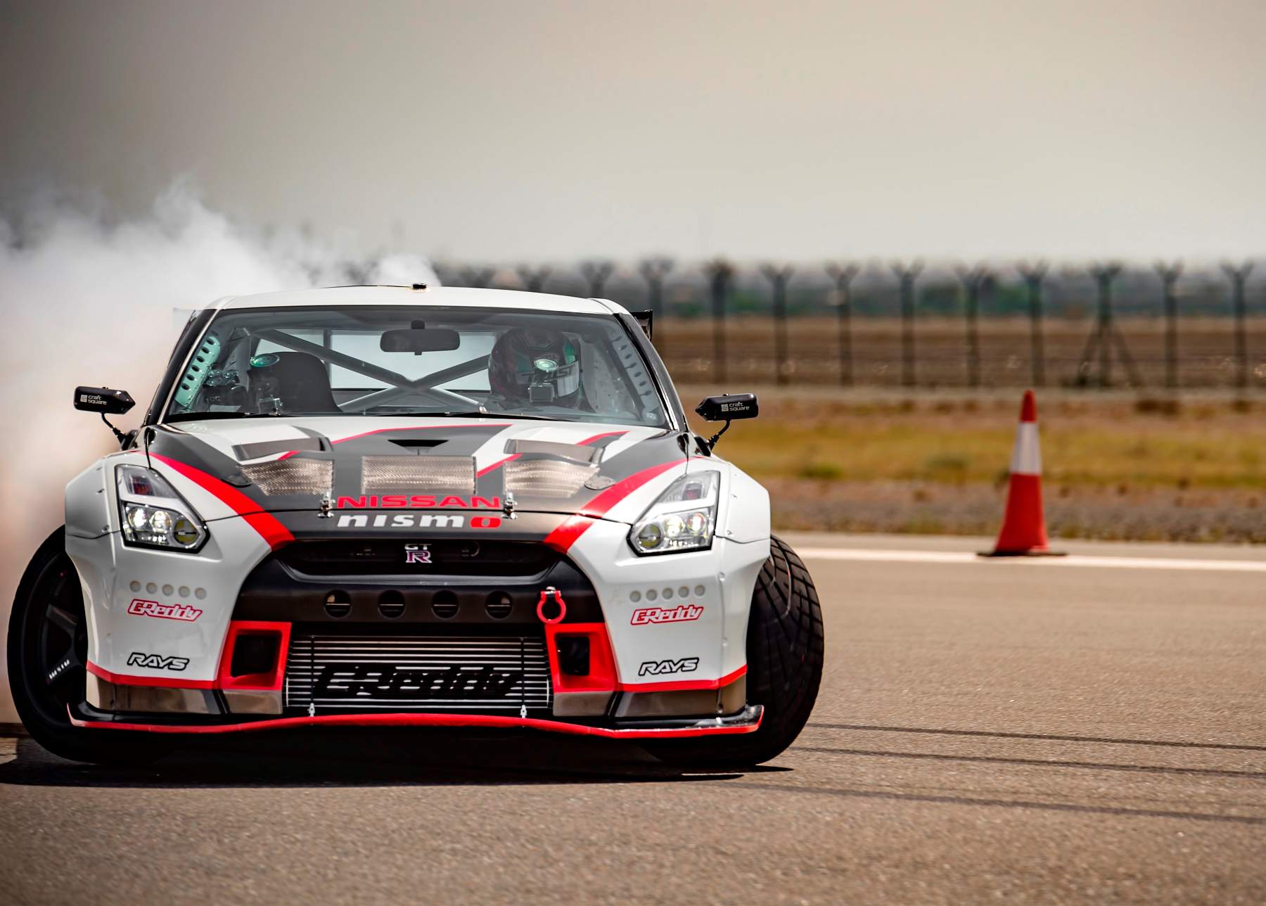 Nissan GT-R Breaks the GUINNESS WORLD RECORDS title
