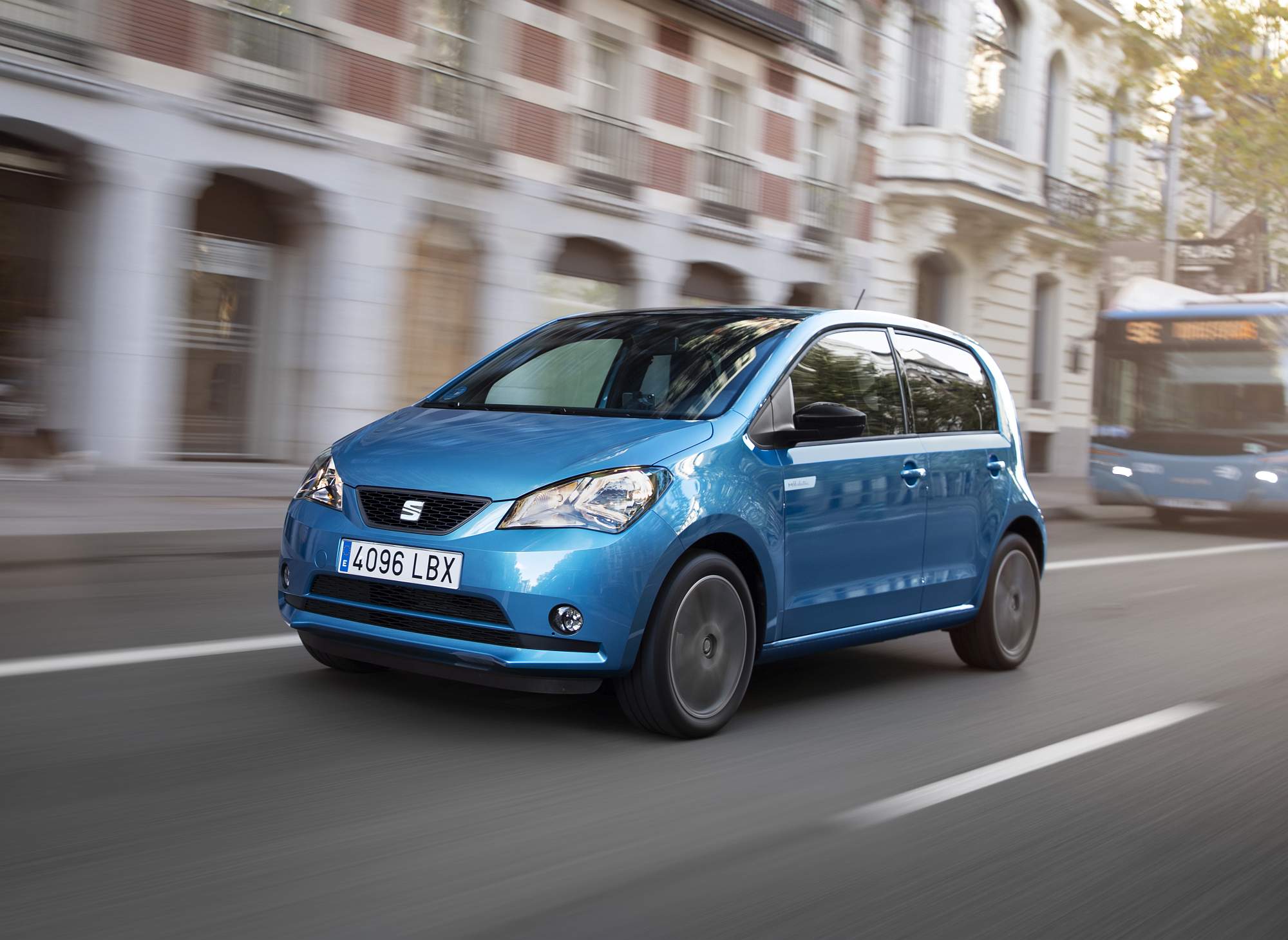 SEAT-Mii-electric_34_HQ
