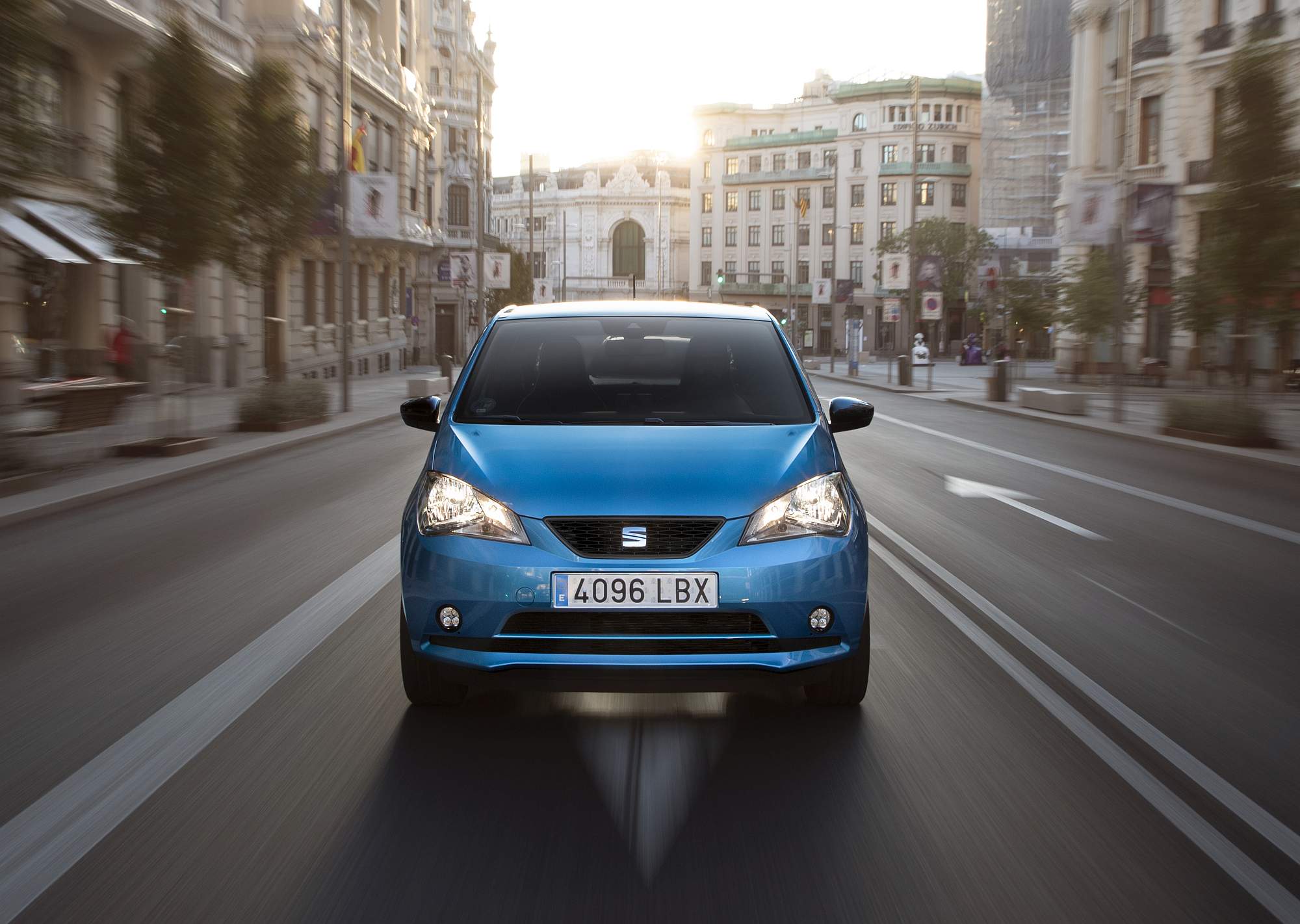 SEAT-Mii-electric_35_HQ