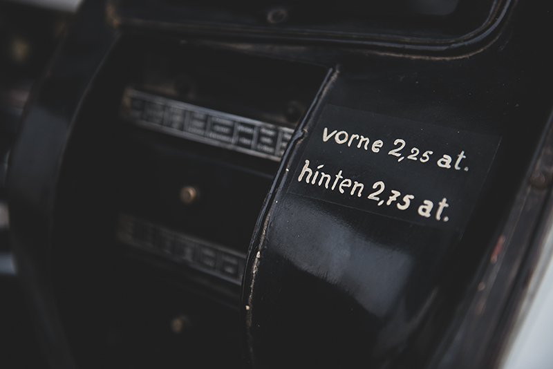 1937-Mercedes-Benz-540-K-Coupe-_52