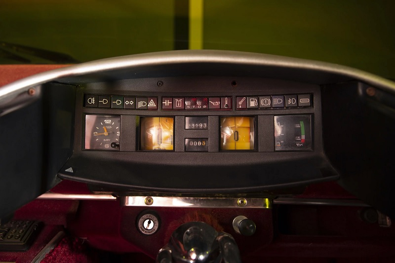Citroen-Indecision-Interior-3