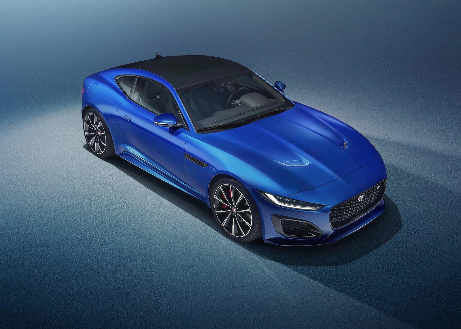 Jag_F-TYPE_R_21MY_Image_Studio_Exterior_Velocity_Blue_02.12.19_03