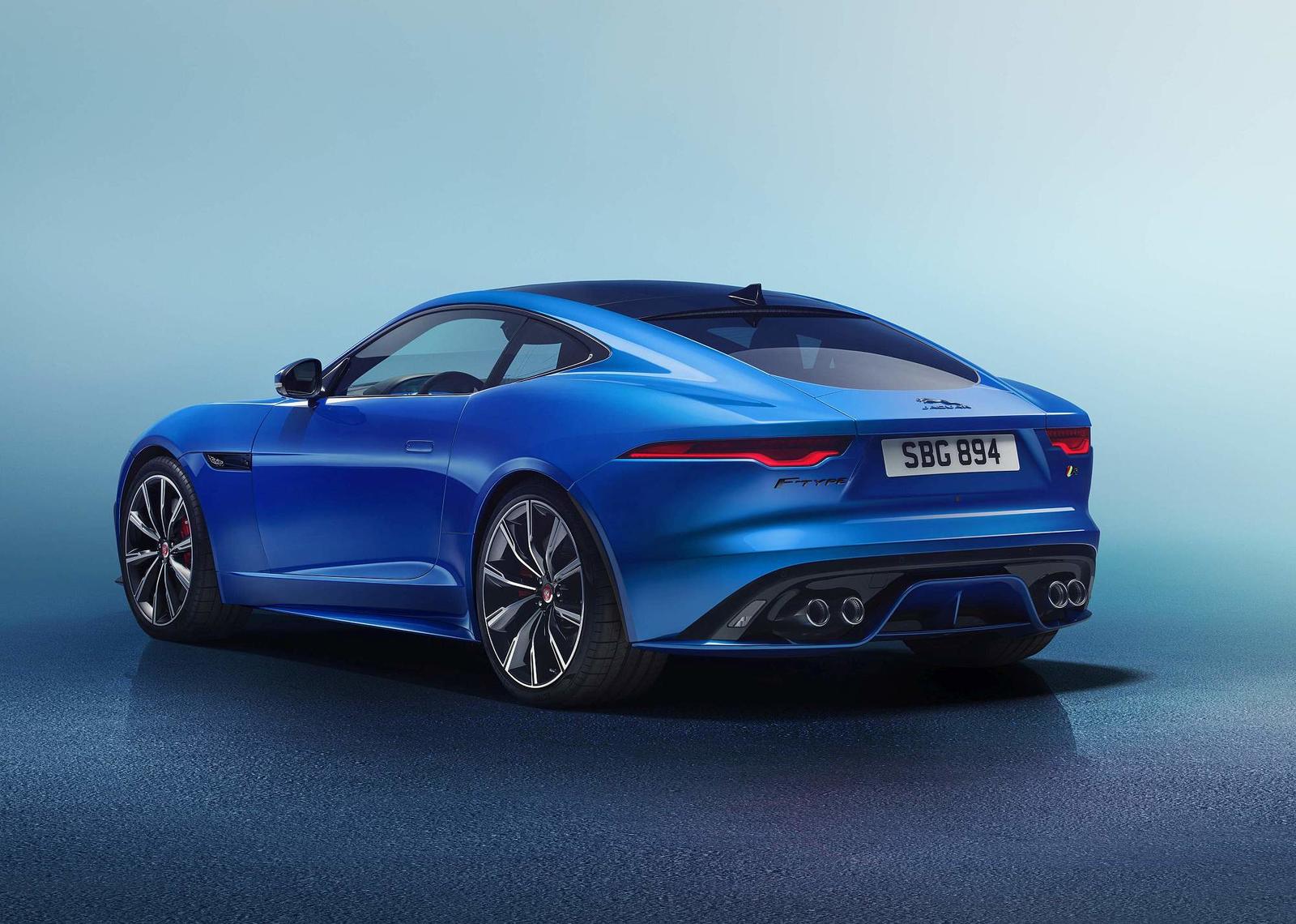 Jag_F-TYPE_R_21MY_Image_Studio_Exterior_Velocity_Blue_02.12.19_05