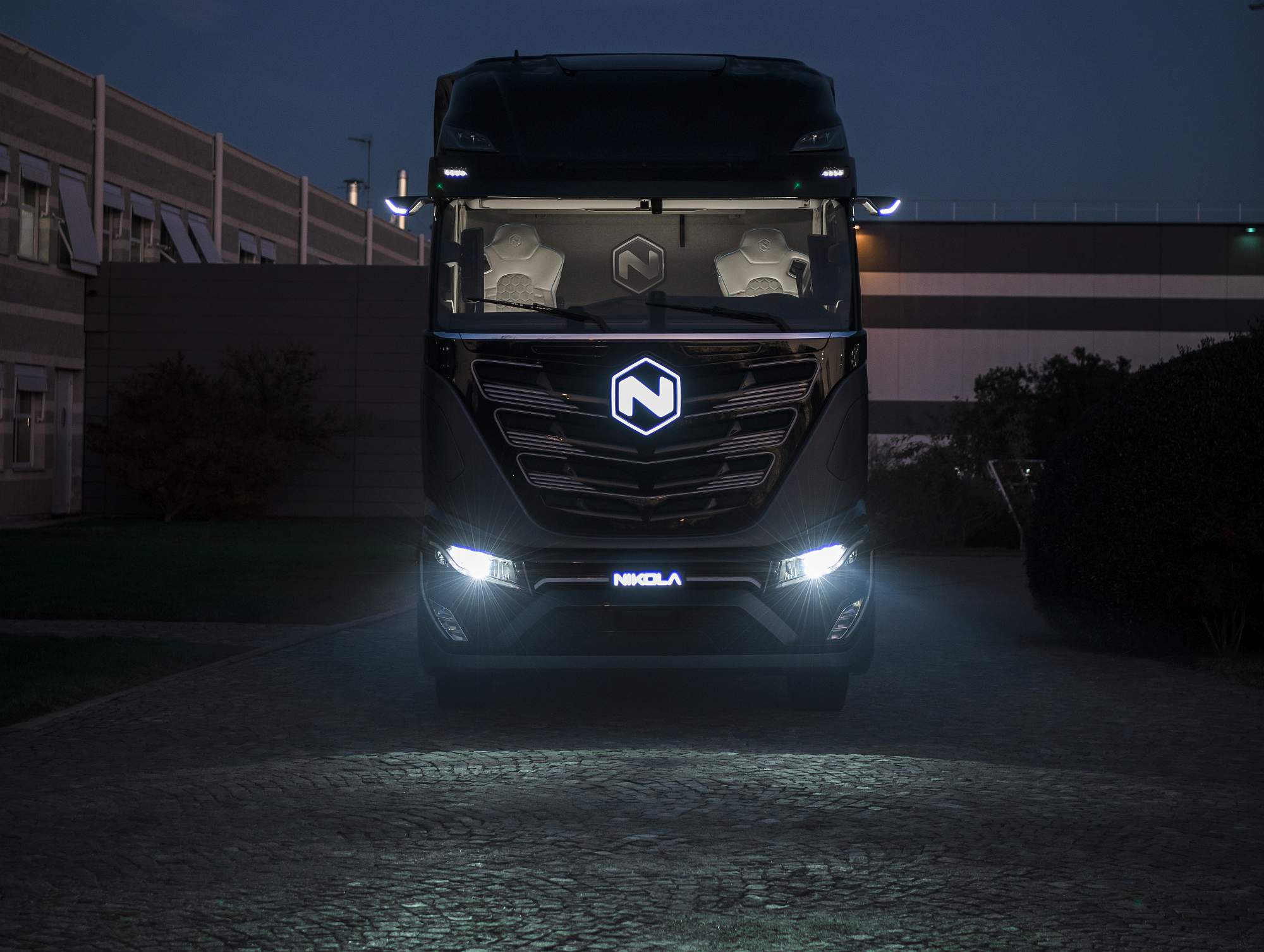 NIKOLA TRE EXTERIORS (26)
